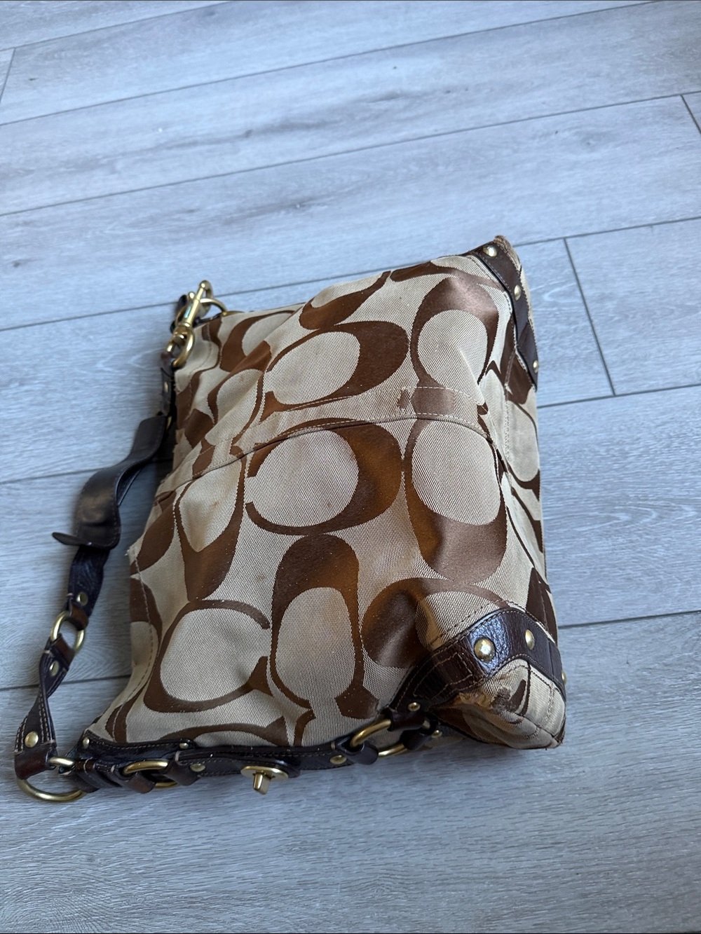 Coach Y2K vintage Beige and Brown Signature Canvas Hobo Bag - Picture 10 of 11